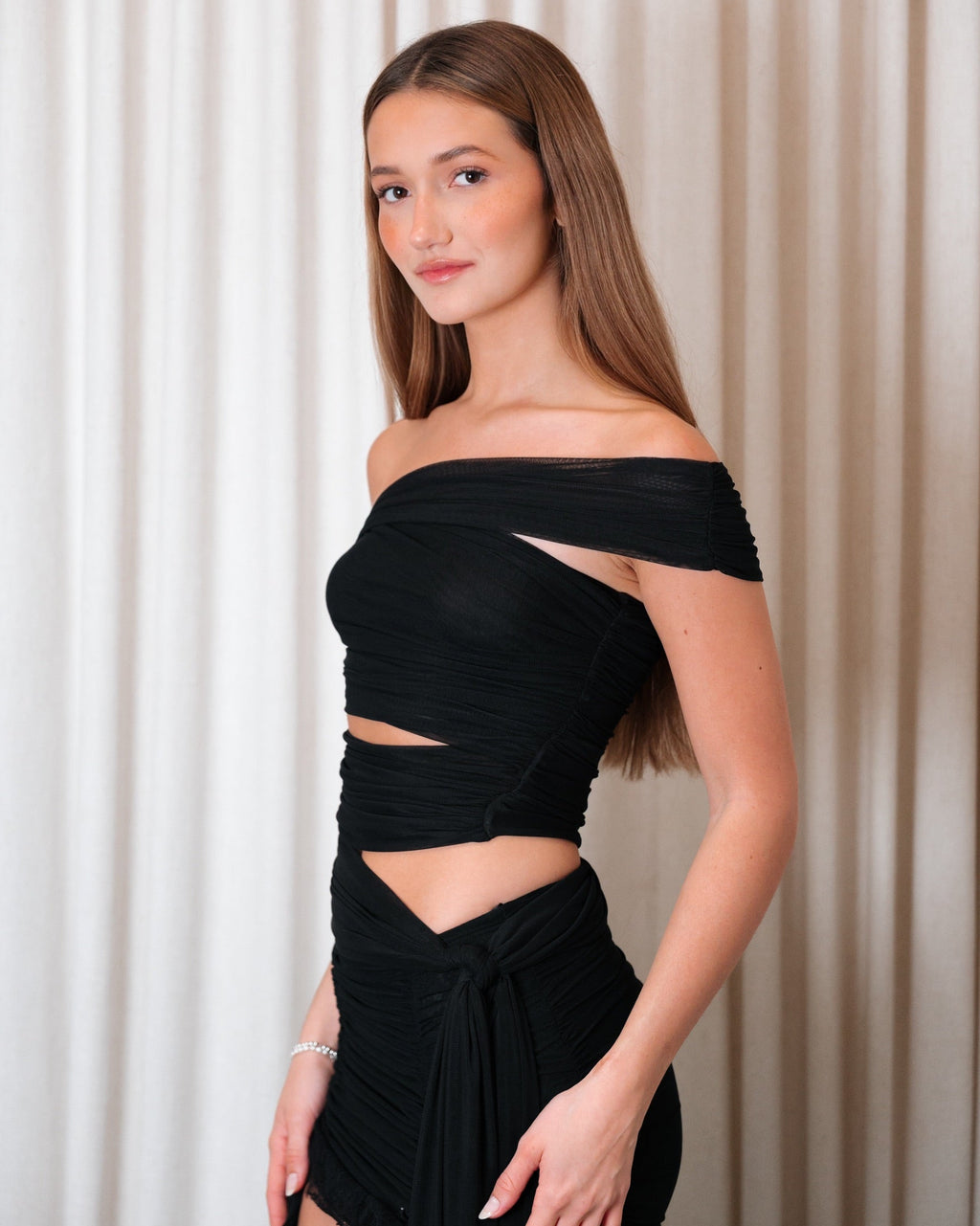 Blusa Amarrações Mesh Preta