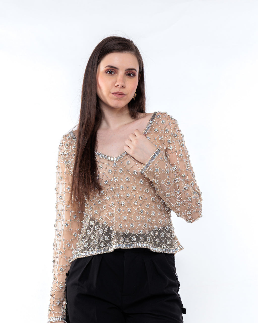 Blusa Tule Bordada da Yasoli, vista de frente