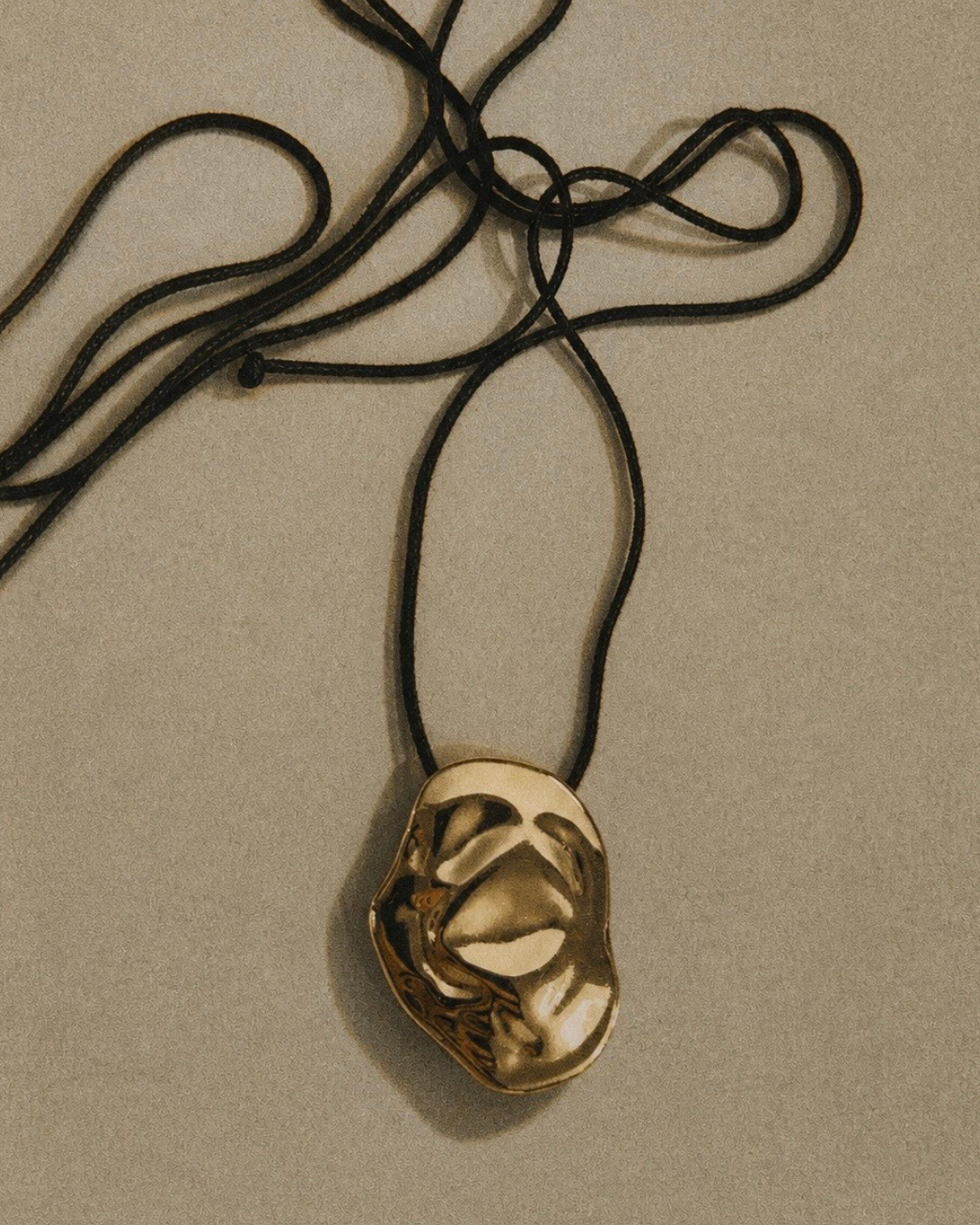 Choker Éther