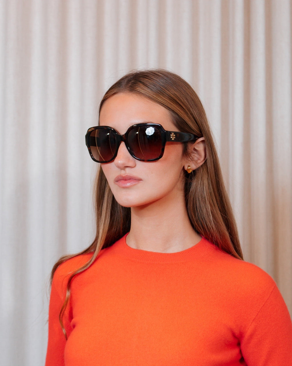 Óculos Tory Burch Tortoise