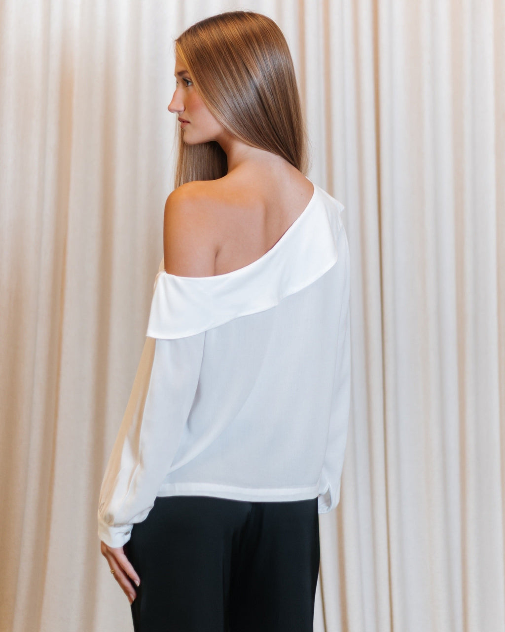 Blusa Assimétrica Off