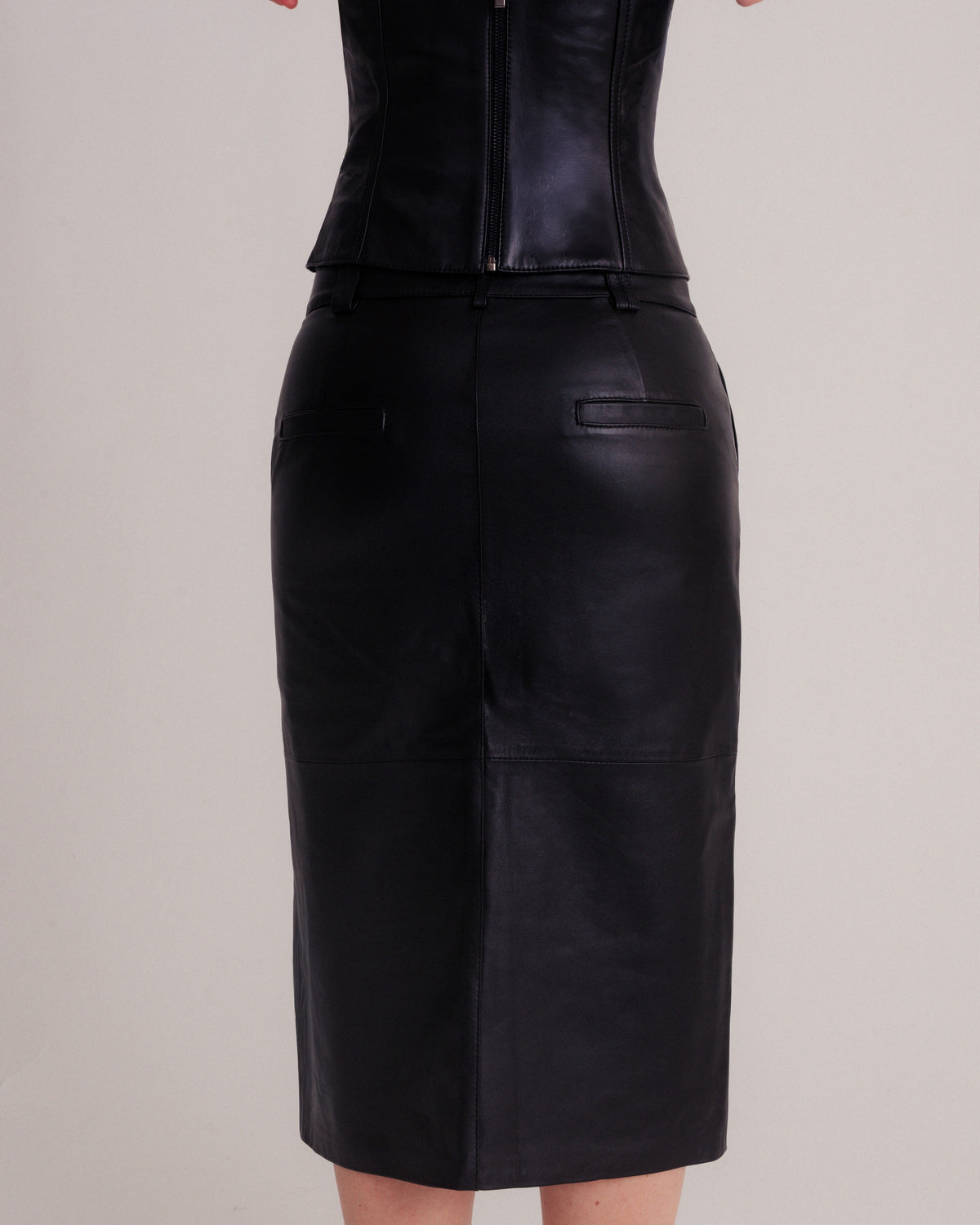 Luce Pencil Skirt Black by NADI 2